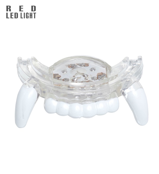 Dinti Vampir Luminosi