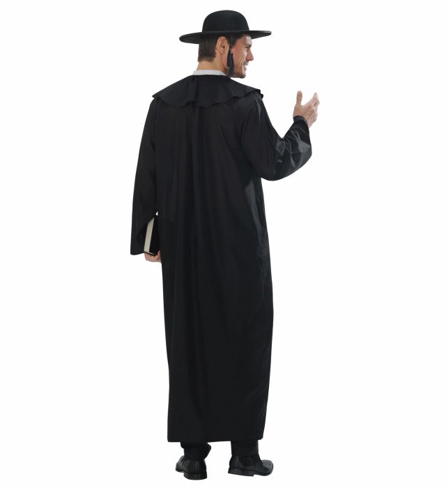 Costum Preot